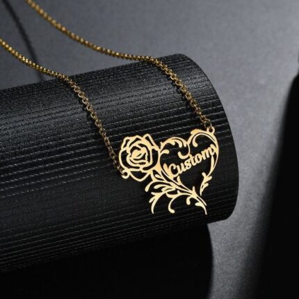 Rose Hear Necklace