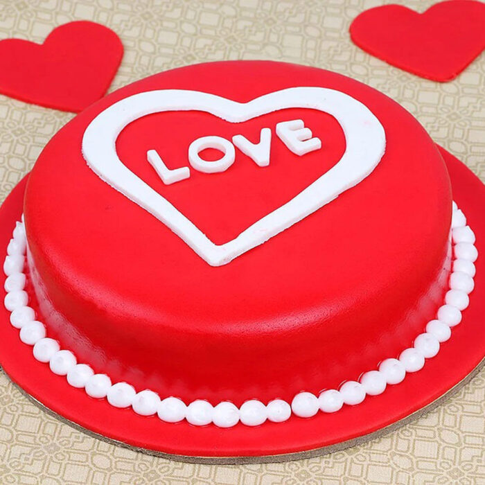 Round Love Cake